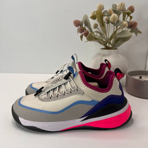 New Clove Aeros Wavelength Comfort Sneakers Nursing Shoes Women 7.5 NWOB